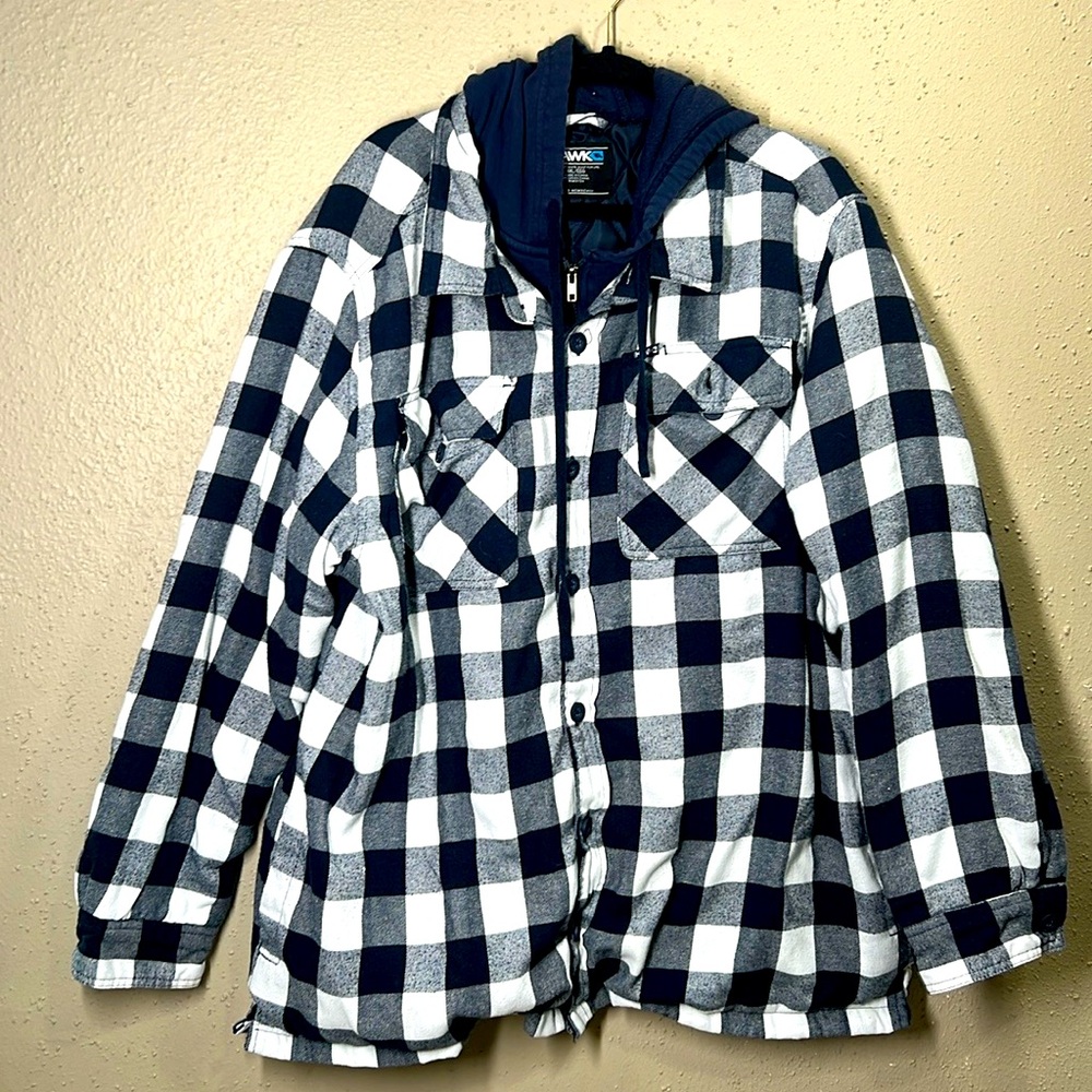Hawk Men's Blue Whited Checkered Quilt-Lined Button Zipper Shacket; XXL 2XL
